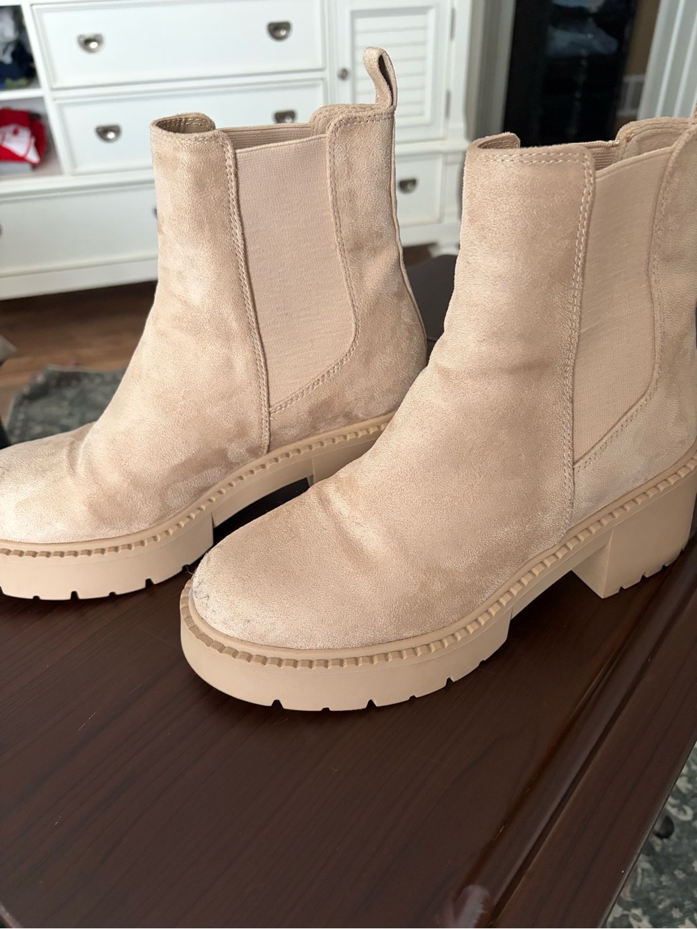 Steve Madden Beige Suede Chelsea Platform Booties